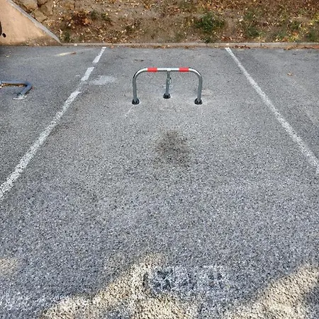 Delmas 3 3 Spacieux Avec Grande Terrasse